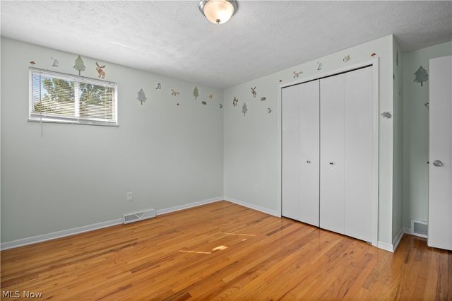 7653 Trenton Trail, Middleburg Heights, OH 44130
