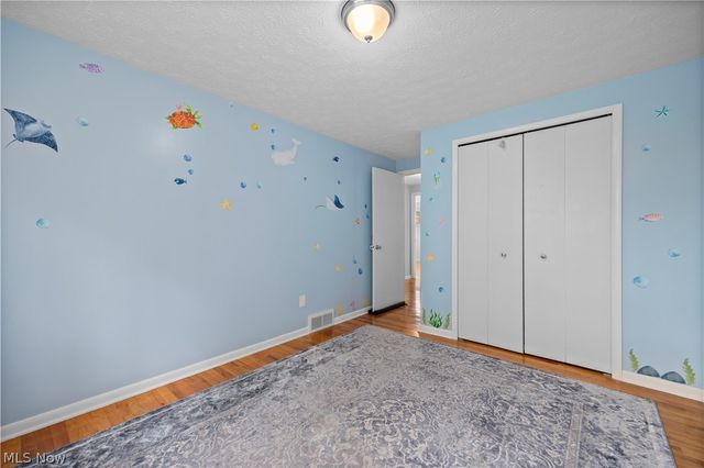 7653 Trenton Trail, Middleburg Heights, OH 44130