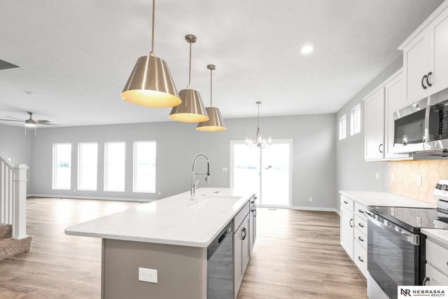 4518 S 215th Avenue, Elkhorn, NE 68022