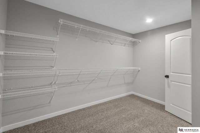 4518 S 215th Avenue, Elkhorn, NE 68022