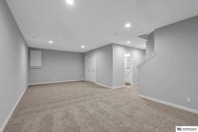 4518 S 215th Avenue, Elkhorn, NE 68022