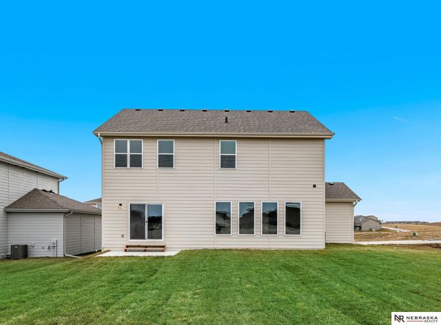 4518 S 215th Avenue, Elkhorn, NE 68022