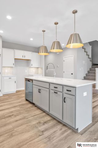 4518 S 215th Avenue, Elkhorn, NE 68022