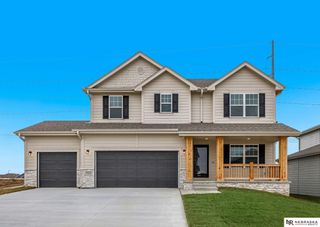 4518 S 215th Avenue, Elkhorn, NE 68022