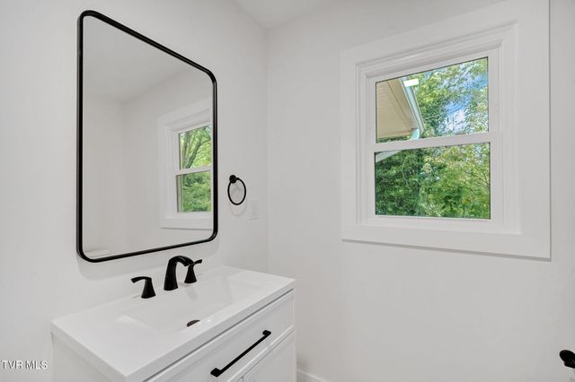 248 Dean Archer Road, Jonesborough, TN 37659