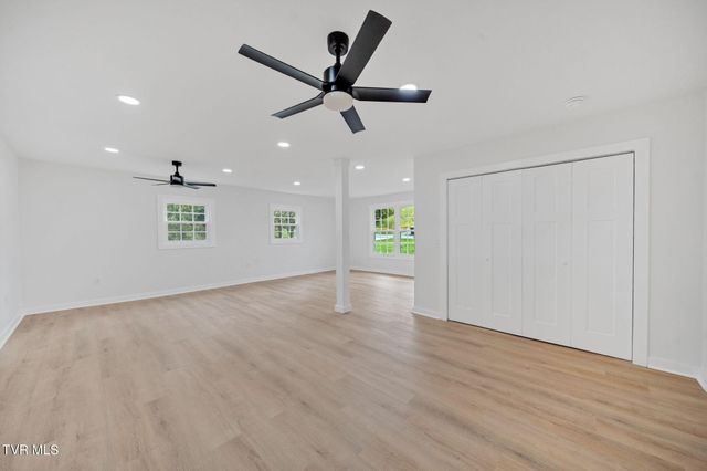 248 Dean Archer Road, Jonesborough, TN 37659