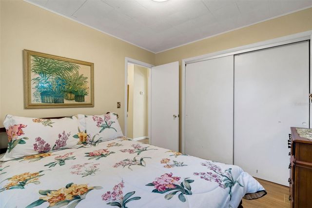 2354 LAKEVIEW DRIVE, Haines City, FL 33844