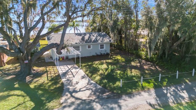 2354 LAKEVIEW DRIVE, Haines City, FL 33844