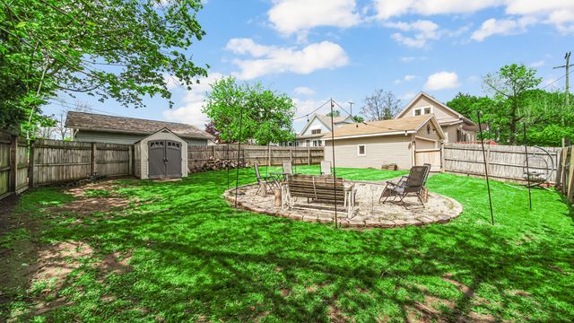 302 Rockwood Street, La Porte, IN 46350