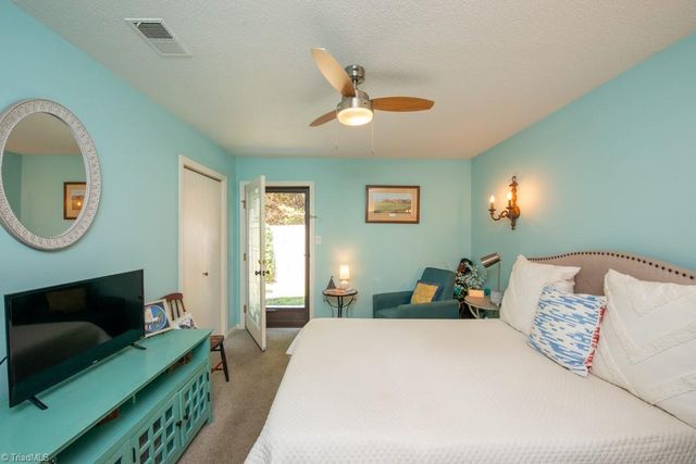 397 James Court, High Point, NC 27265