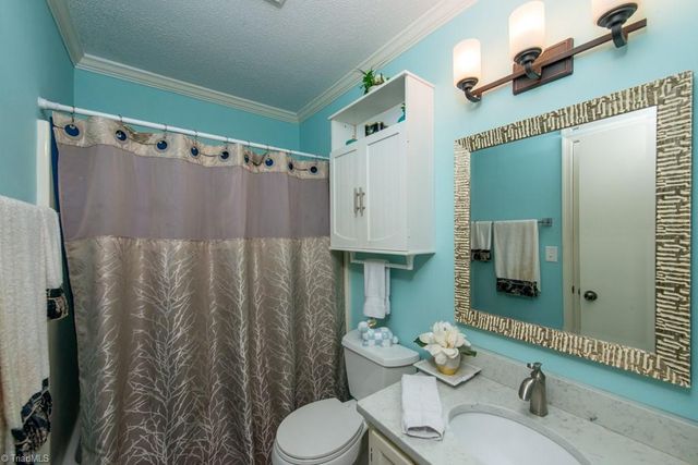 397 James Court, High Point, NC 27265