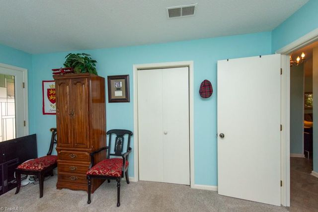 397 James Court, High Point, NC 27265