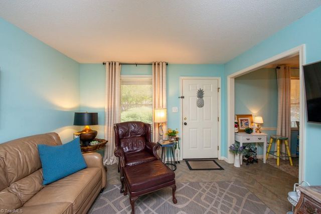 397 James Court, High Point, NC 27265