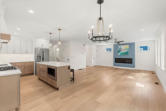 5 Ciaramitaro Ct, Gloucester, MA 01930