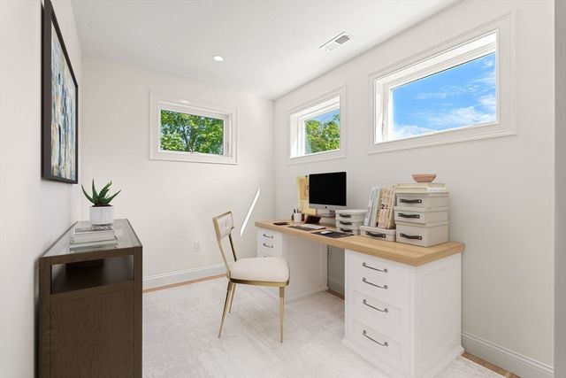 5 Ciaramitaro Ct, Gloucester, MA 01930