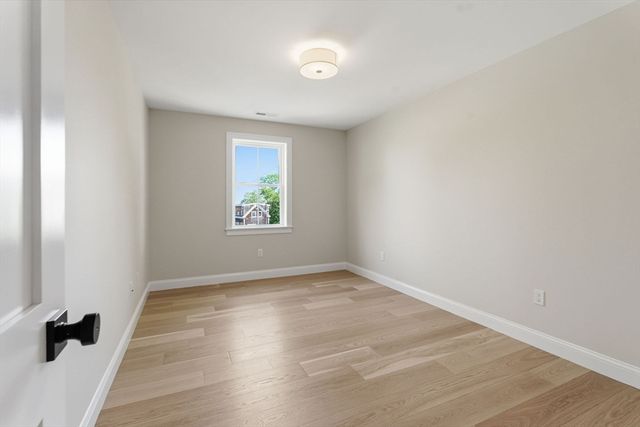 5 Ciaramitaro Ct, Gloucester, MA 01930
