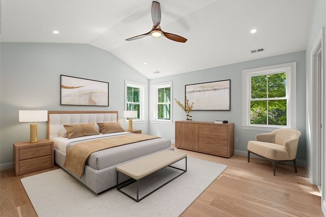 5 Ciaramitaro Ct, Gloucester, MA 01930