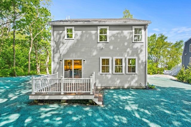5 Ciaramitaro Ct, Gloucester, MA 01930