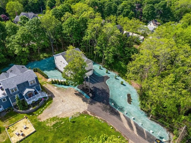 5 Ciaramitaro Ct, Gloucester, MA 01930