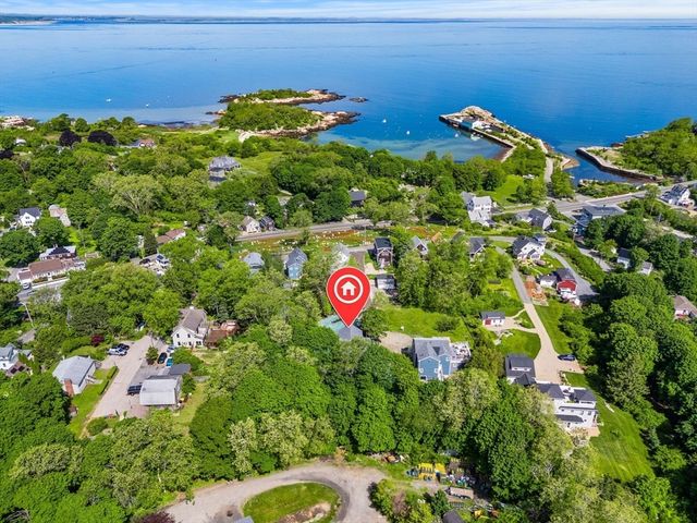 5 Ciaramitaro Ct, Gloucester, MA 01930