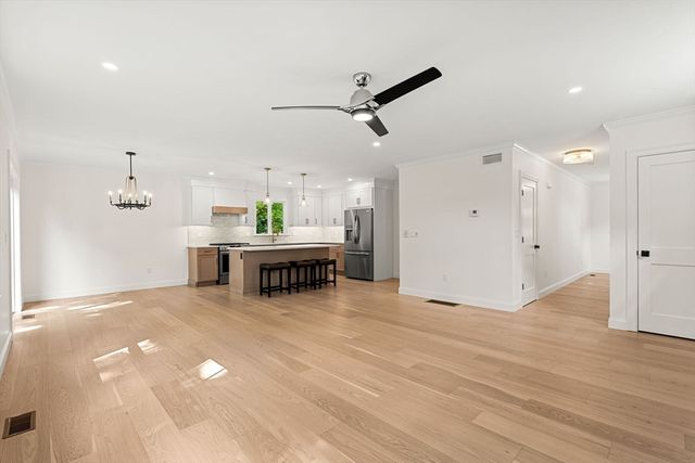 5 Ciaramitaro Ct, Gloucester, MA 01930
