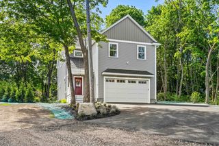 5 Ciaramitaro Ct, Gloucester, MA 01930