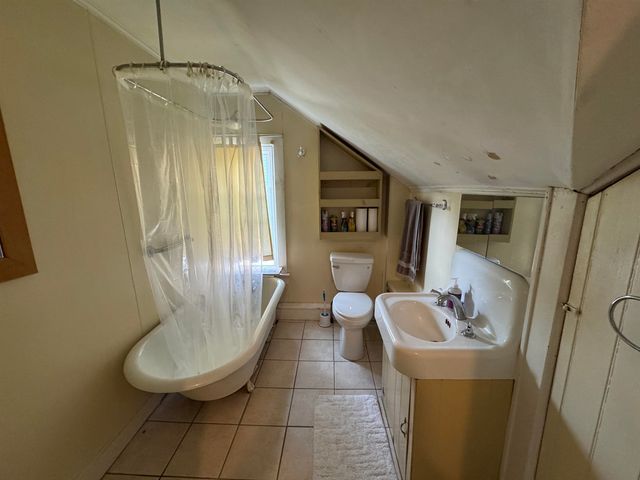 107 Jefferson Avenue, Bennington, VT 05201