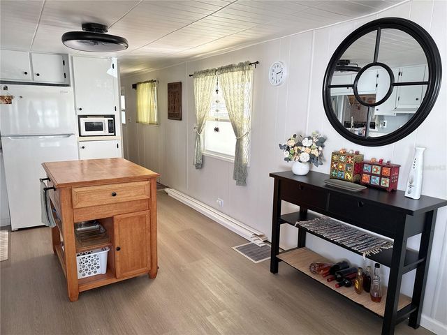 7213 MOUNT ESSEX DRIVE NE 514, St Petersburg, FL 33702