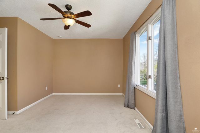 3458 Treesmill Drive, Manhattan, KS 66503