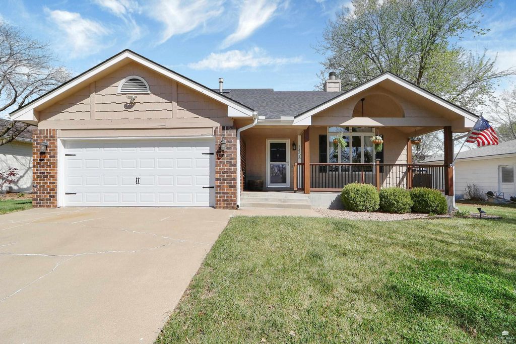 3458 Treesmill Drive, Manhattan, KS 66503