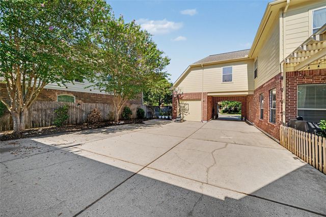 14611 Laurenwood Court, Humble, TX 77396