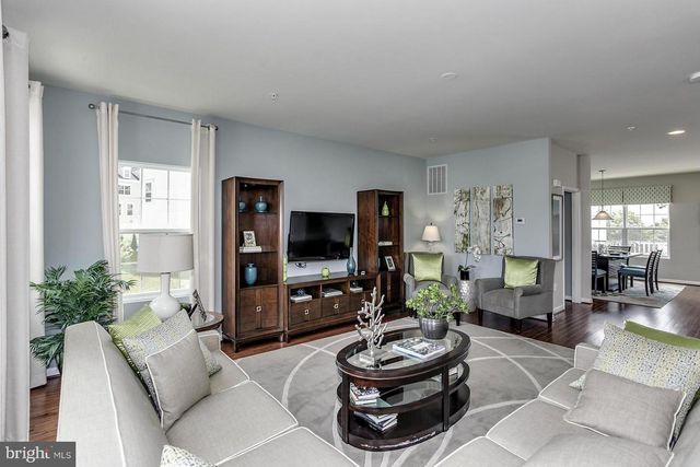 8624 RED ROCK LN, Laurel, MD 20724