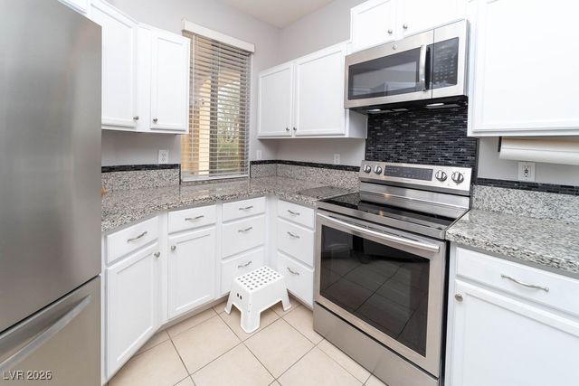 498 Canyon View Way, Mesquite, NV 89027