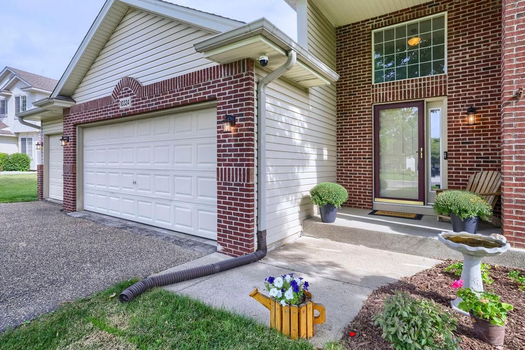 10324 Kalen Lane NE, Hanover, MN 55341 — photo 4