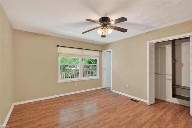 225 A View Ave Apt 109, Norfolk, VA 23503