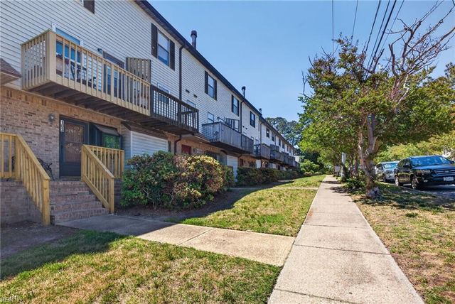 225 A View Ave Apt 109, Norfolk, VA 23503