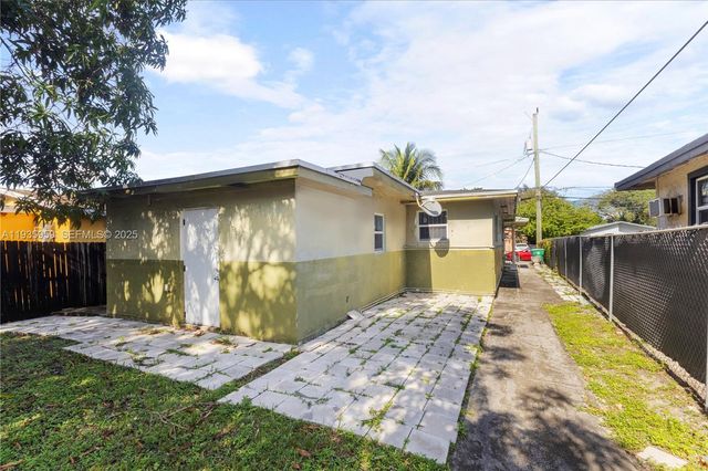 1130 NW 58th Ter, Miami, FL 33127