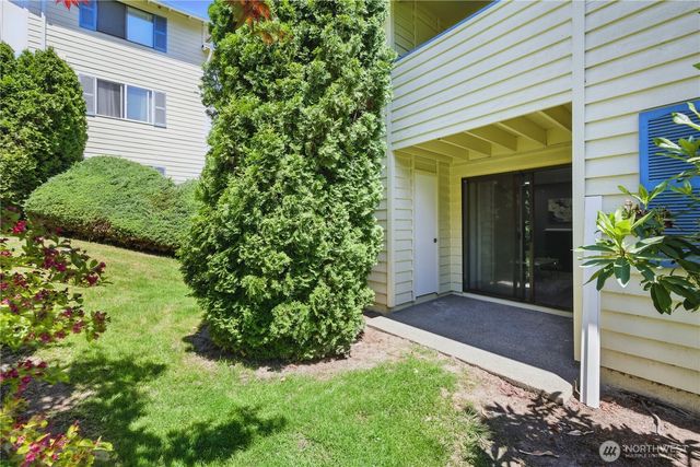 12906 8th Avenue W #C102, Everett, WA 98204