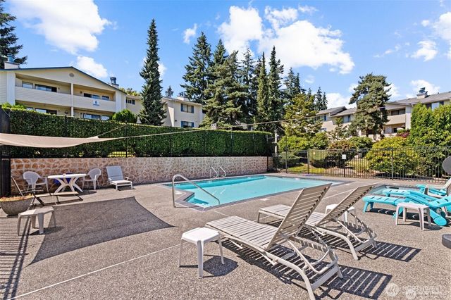 12906 8th Avenue W #C102, Everett, WA 98204