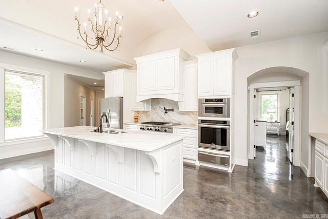 10601 9 Highway, Benton, AR 72019