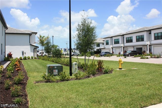 27874 Radiant CT, Bonita Springs, FL 34135
