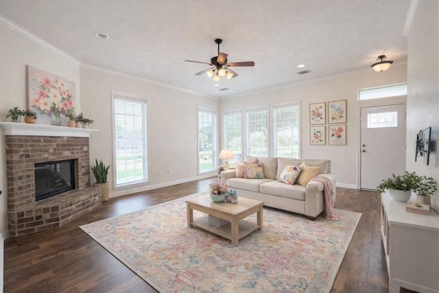 1027 Emerald Dove Avenue, College Station, TX 77845