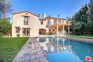 725 N Foothill Road, Beverly Hills, CA 90210