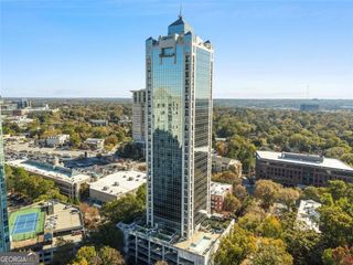2828 Peachtree Road NW 1402, Atlanta, GA 30305