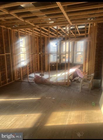 2838 W HUNTINGDON ST, Philadelphia, PA 19132