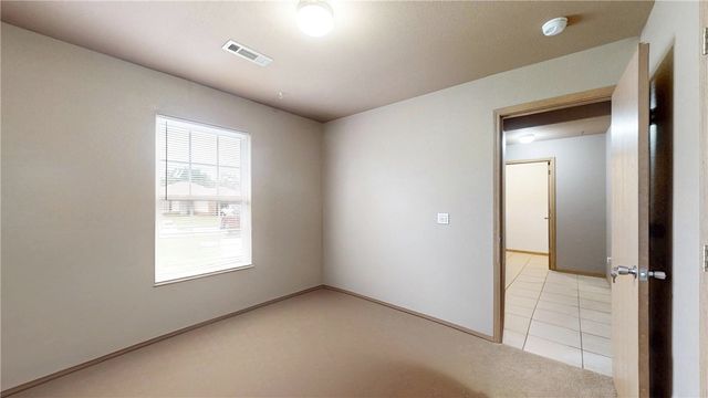 509 SW Persimmon Street, Gravette, AR 72736