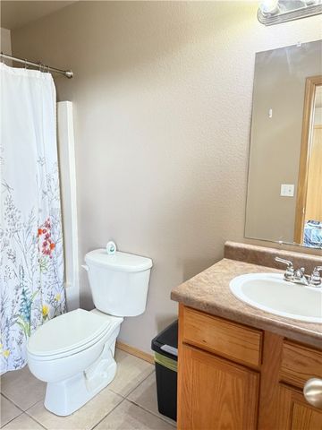 509 SW Persimmon Street, Gravette, AR 72736