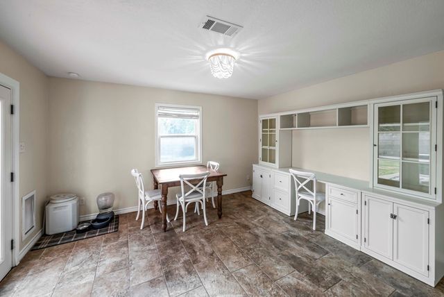 1604 N N St, Midland, TX 79701