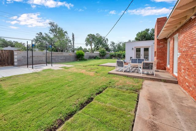 1604 N N St, Midland, TX 79701