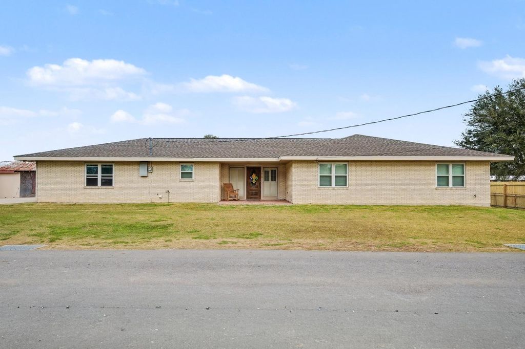 126 West 205th Street, Galliano, LA 70354